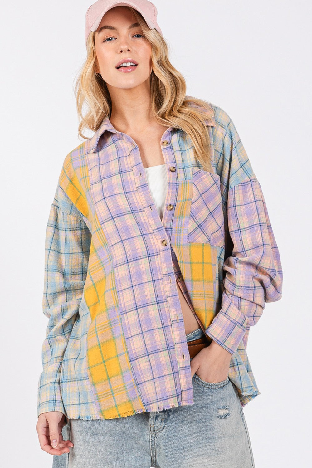 Camisa de franela a cuadros con dobladillo sin rematar y botones de SAGE + FIG