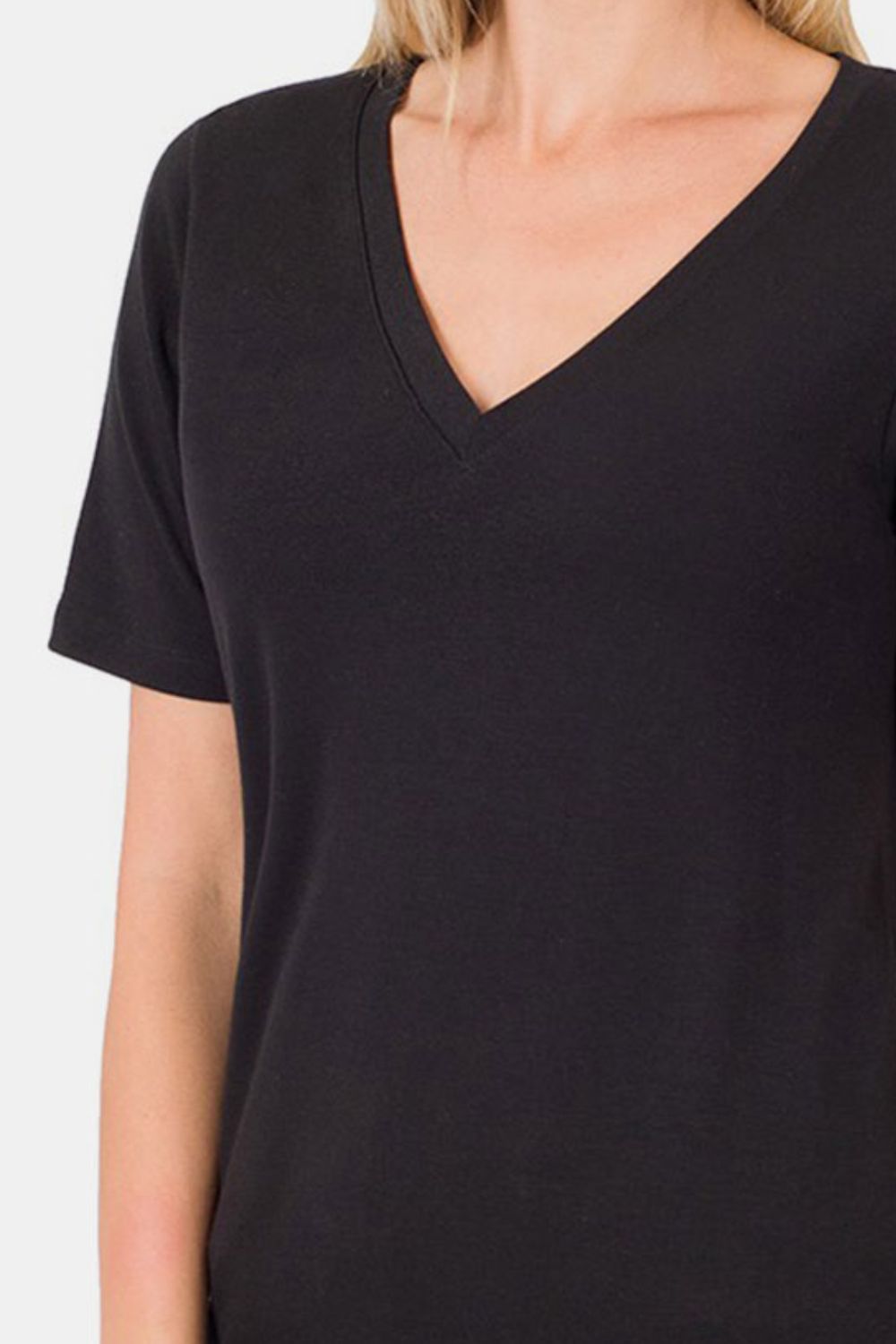 V-neck short sleeve T-shirt