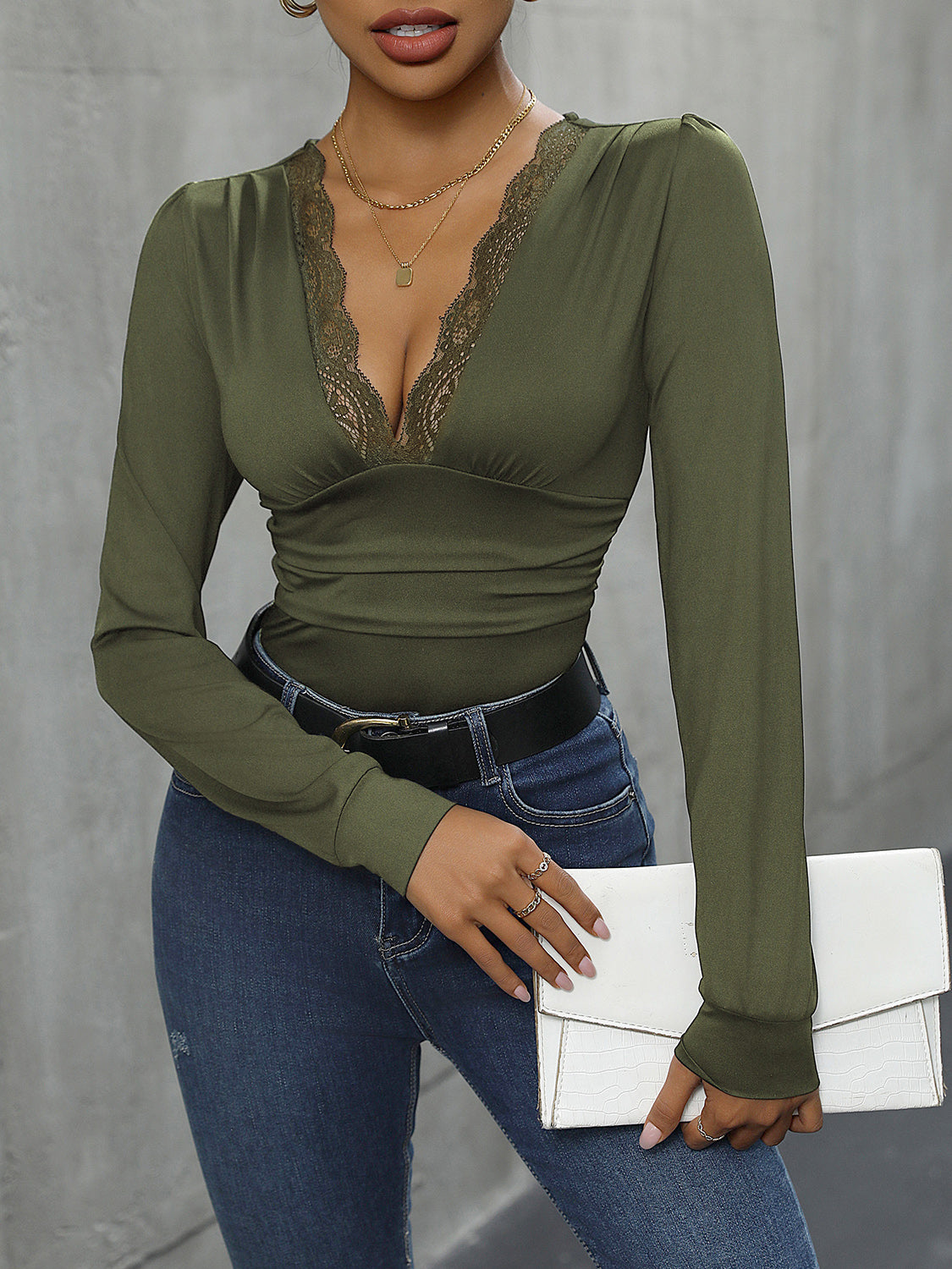 b2c5c2fb-fd49-4134-9e9f-fbef90410e15-Max